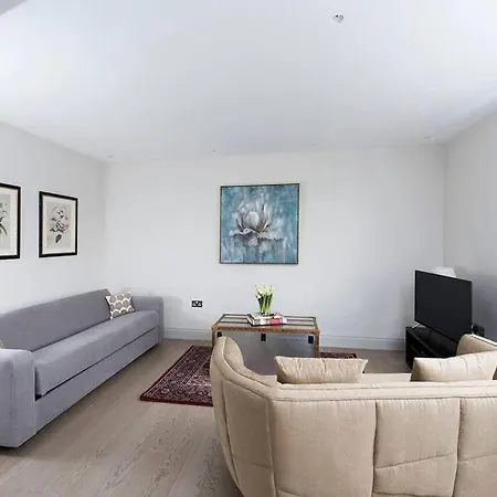Recently Redecorated Spacious And Modern 1Br Flat In West Londres Exterior foto